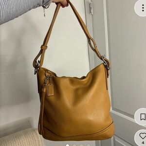 Coach Cross-Body Shoulder Leather Purse
Tan with Dark Brown Strap